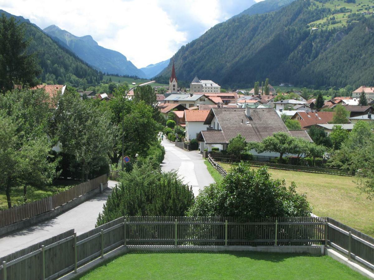 Haus am See Ried im Oberinntal Exterior foto